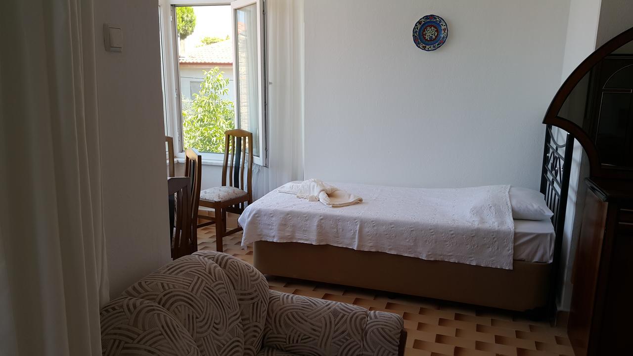 Ayvalik Pansiyon Экстерьер фото